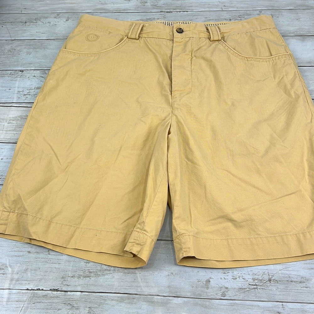 Trevero beige shorts size 36